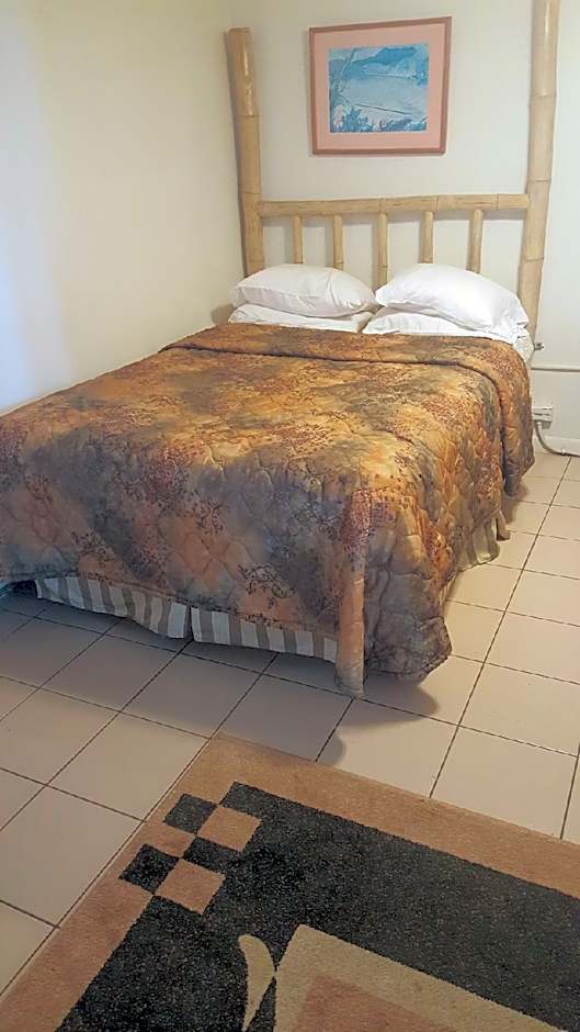 Sunset Gardens Guesthouse