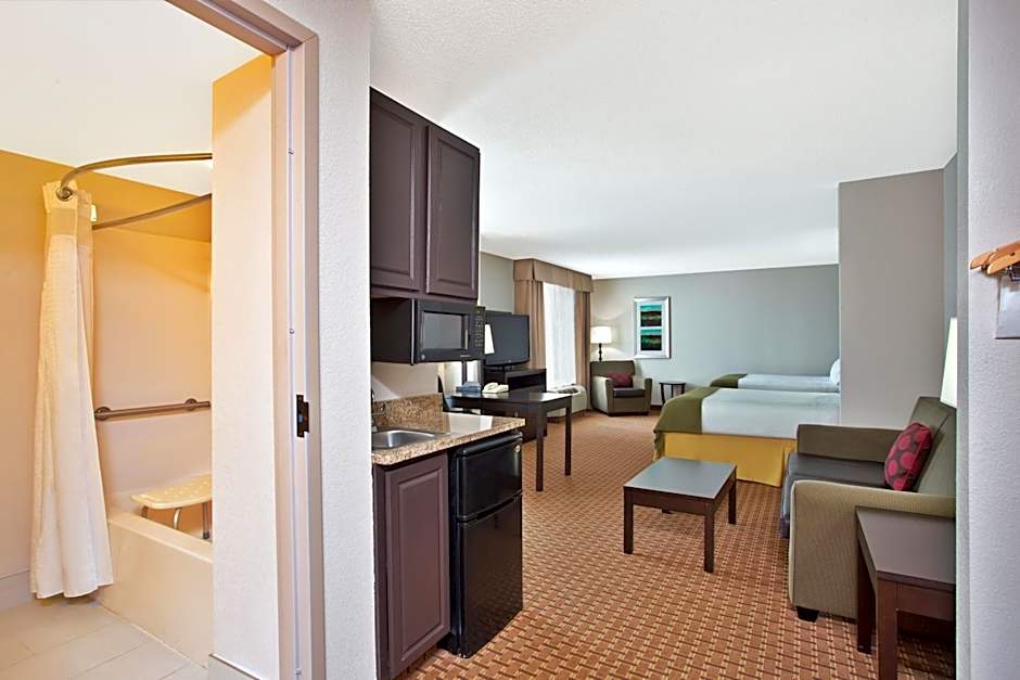 Holiday Inn Express Hotel and Suites Harrington - Dover Area By IHG