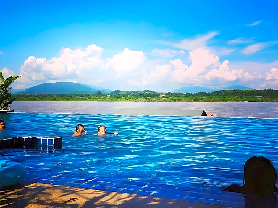 A Hotel Simply
