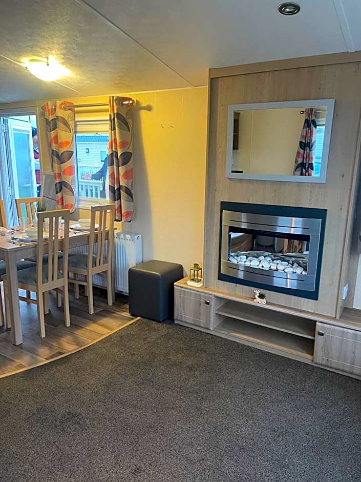 Whitehouse Leisure Park N&V Caravan Hire
