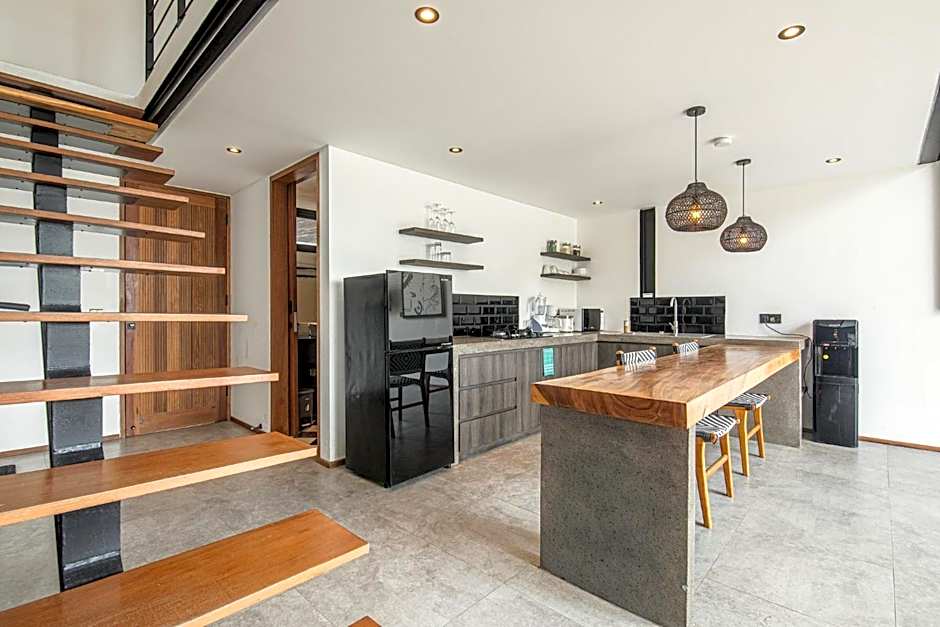 New Duplex apartment 200m to Beach Canggu