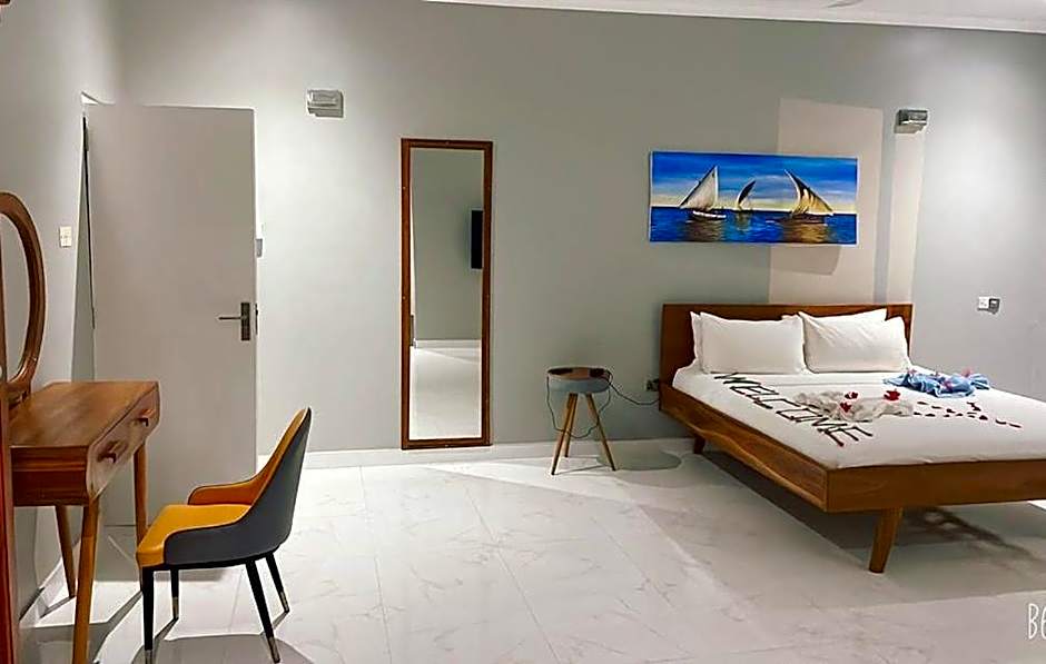 Calamari Beach Resort