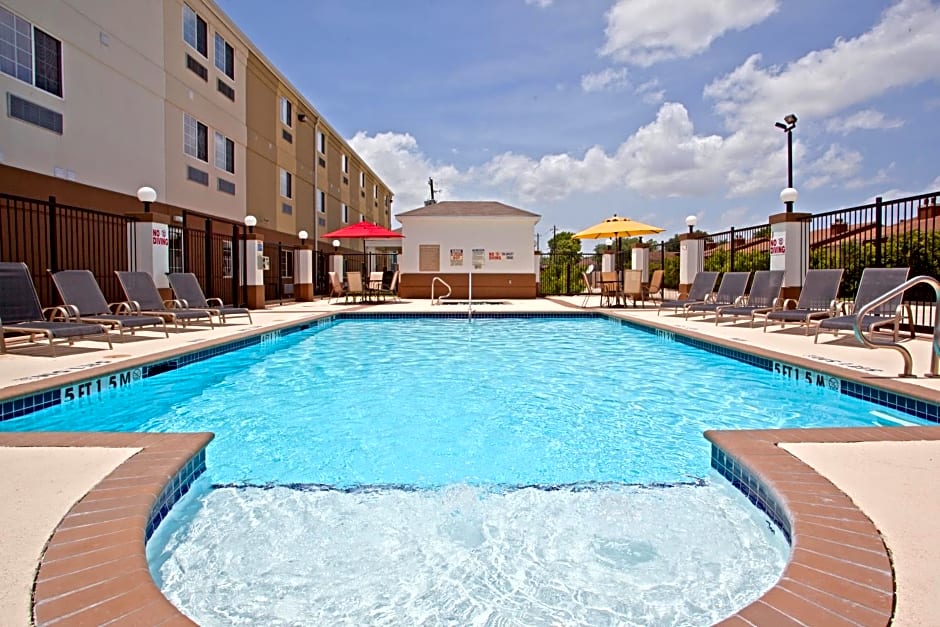 Candlewood Suites Beltway 8/Westheimer By IHG