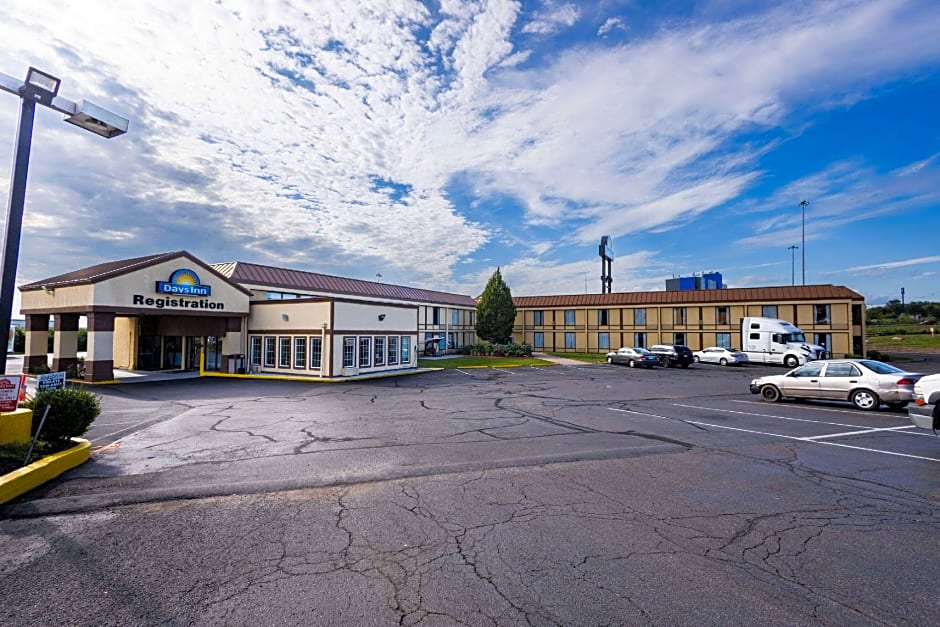 Days Inn by Wyndham Sharonville