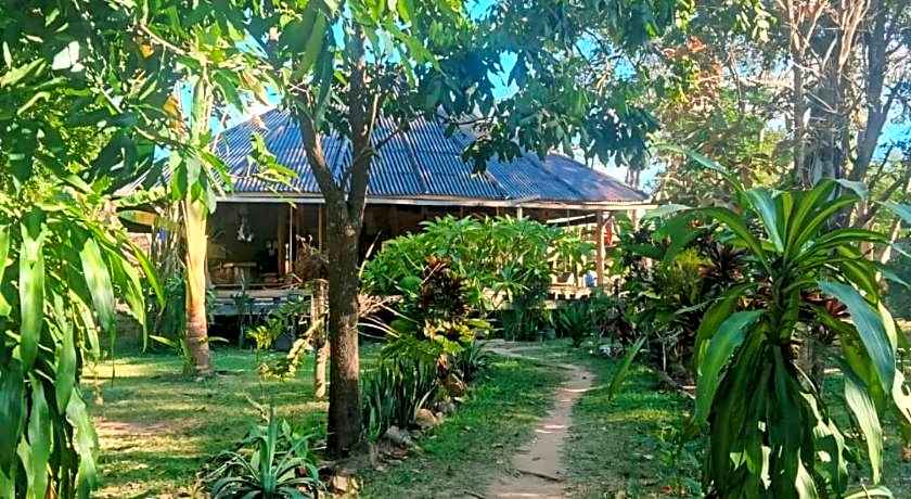 Fandee Island - Tad Lo - Bolaven Loop Pakse