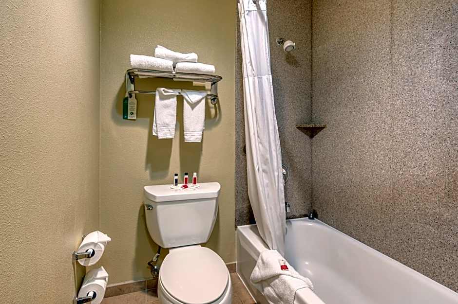 Days Inn by Wyndham Carlsbad