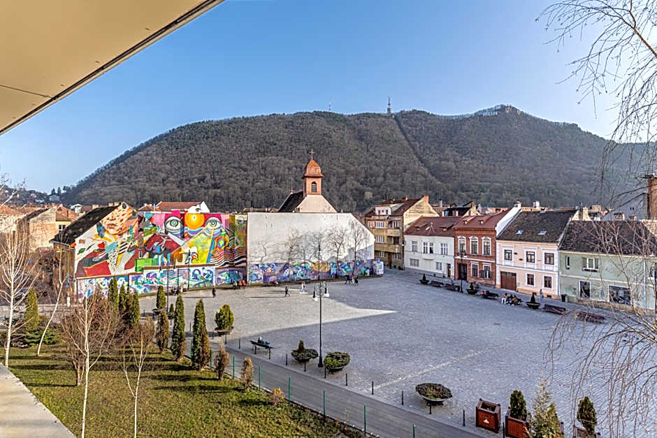Hotel Aro Palace