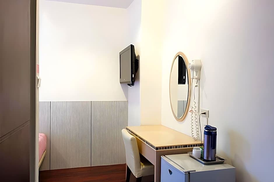 Ruei Gung Business Hotel