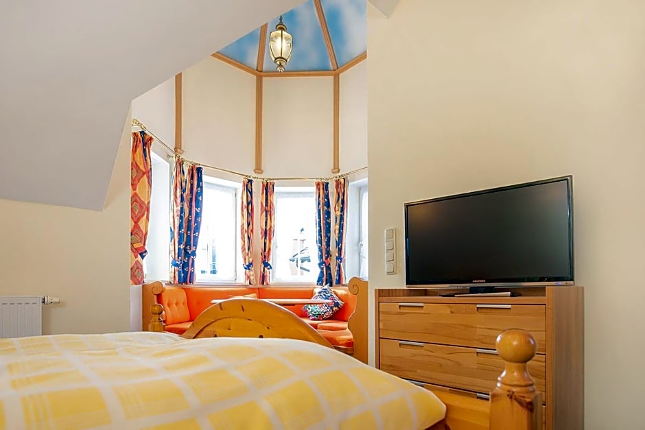 König Ludwig Design Hotel NEU Zimmer mit Sauna oder Whirlpool oder mehr