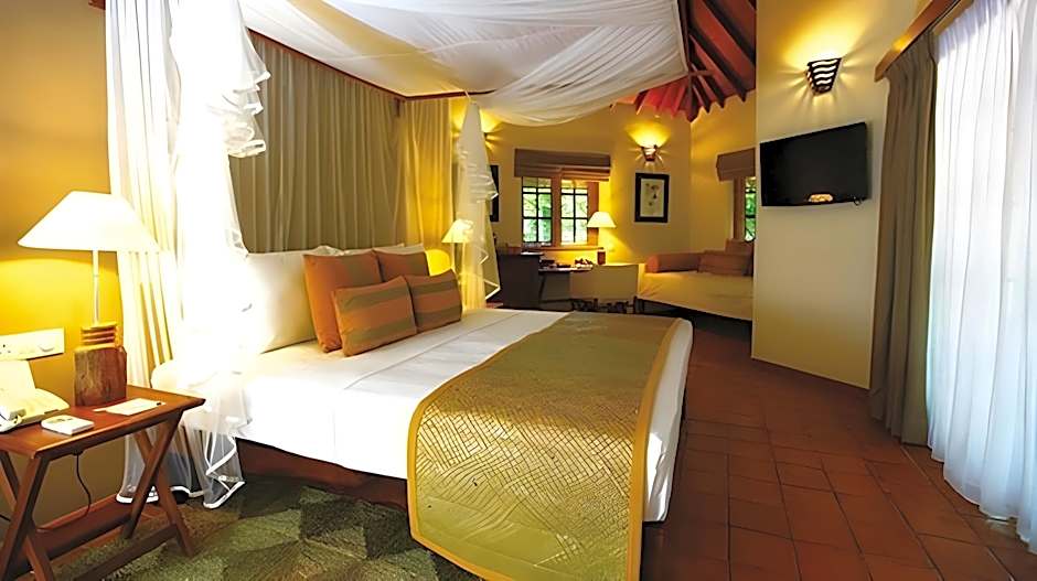 Cinnamon Wild Yala Hotel