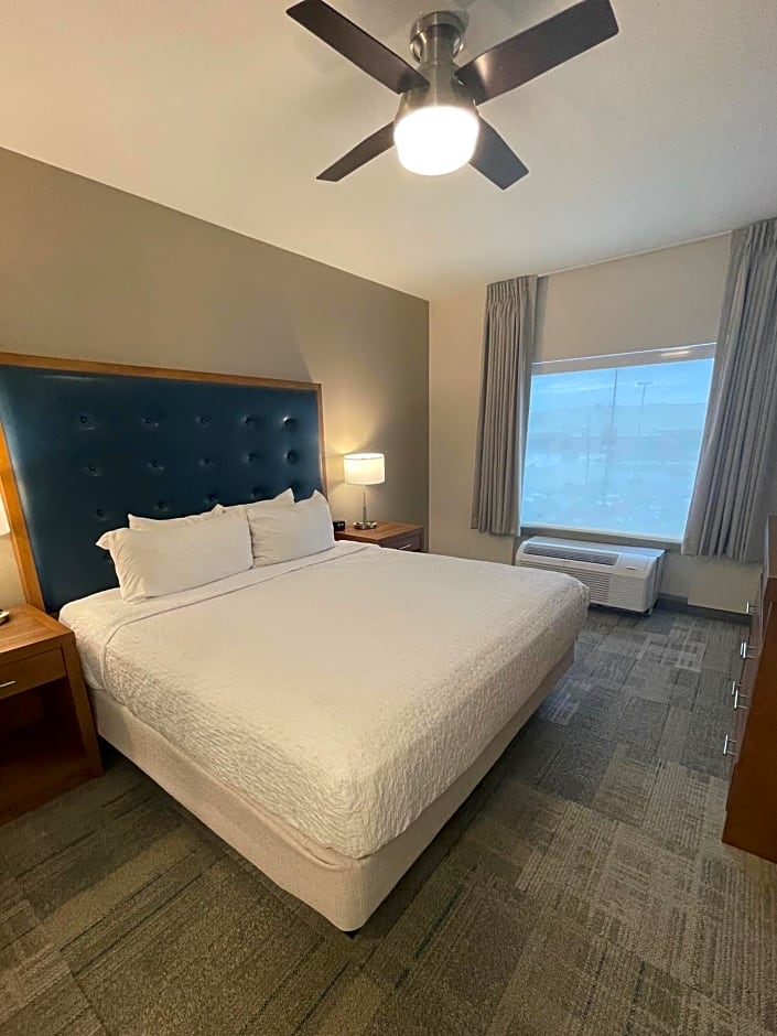 Homewood Suites by Hilton St. Louis - Galleria