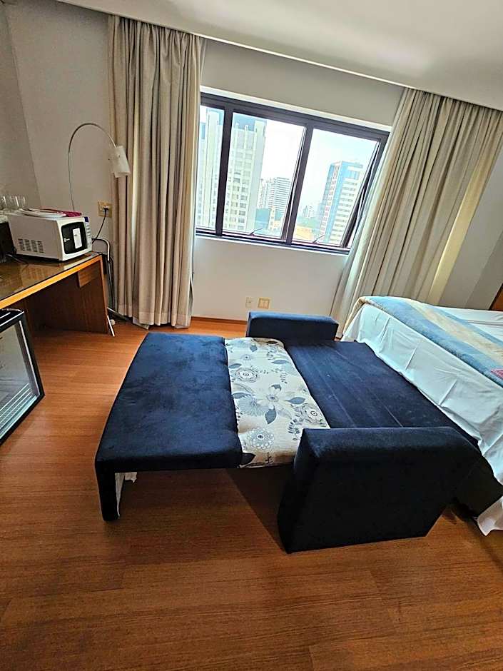 Hotel Internacional Ibirapuera 2534 proximo Metro