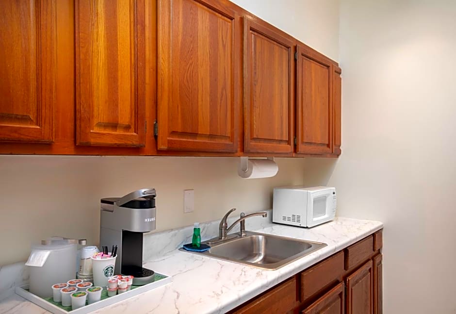 Southernmost Inn Adult Exclusive