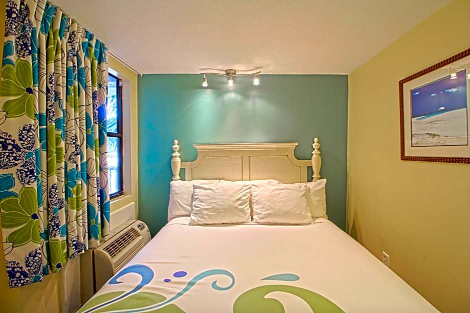 Peppertree by the Sea