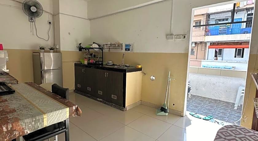 H2 Segama Backpackers