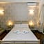 Aurelio Deluxe Rooms
