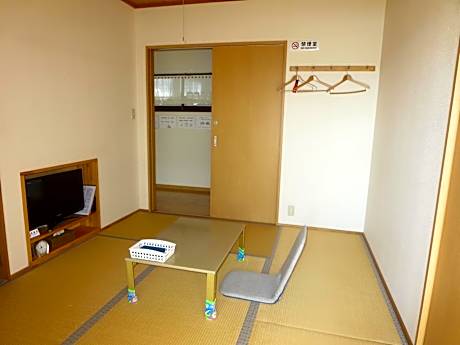 Japanese-Style Room