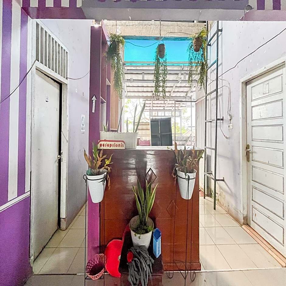 Graha Dirham Mitra RedDoorz