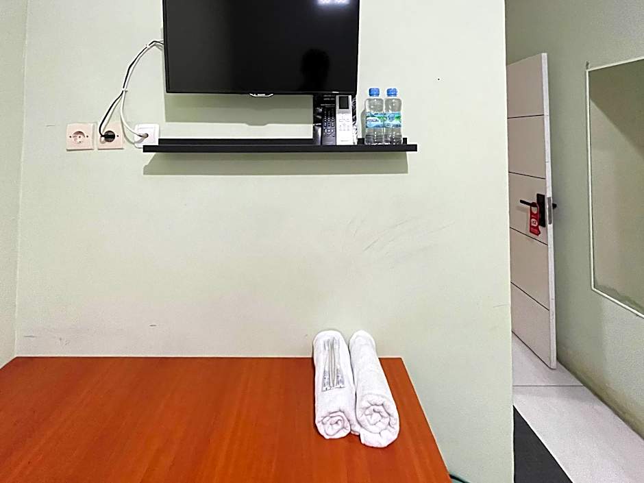 RedDoorz Syariah near Exit Tol Nganjuk