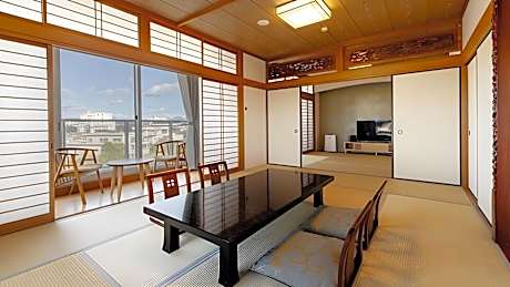 Deluxe Room 01
