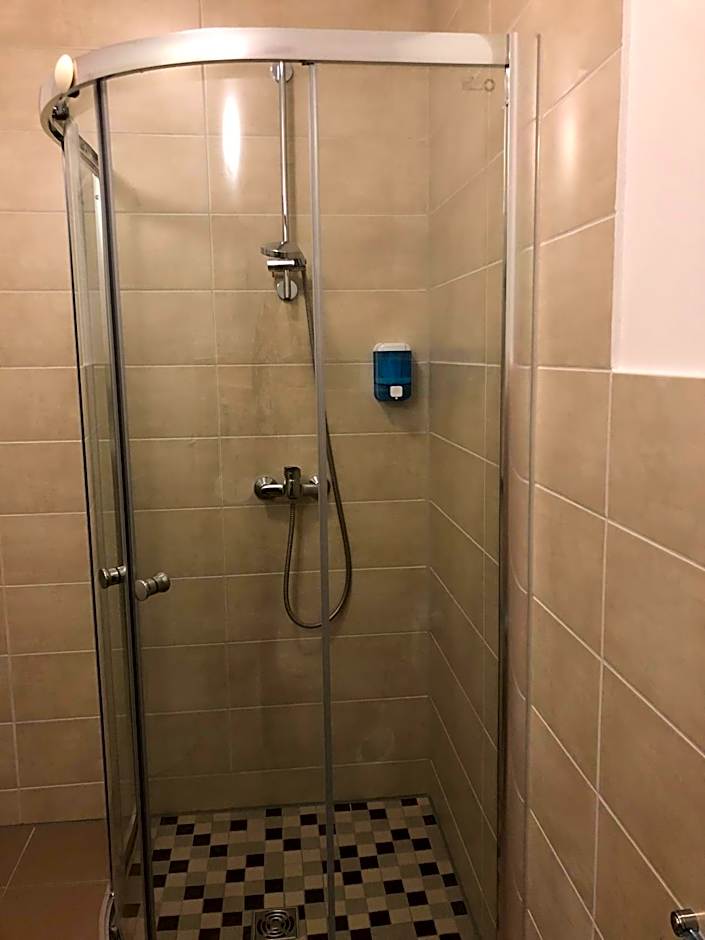 Stundenhotel Krieger