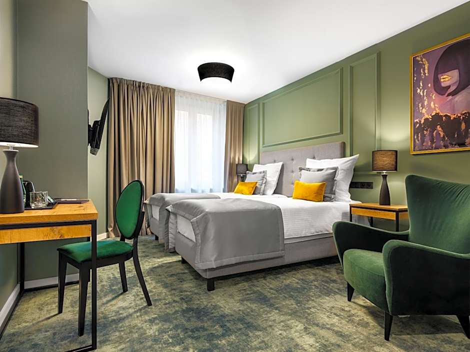Photo 1 of 6 of Standard 1 Double Bed or 2 Beds