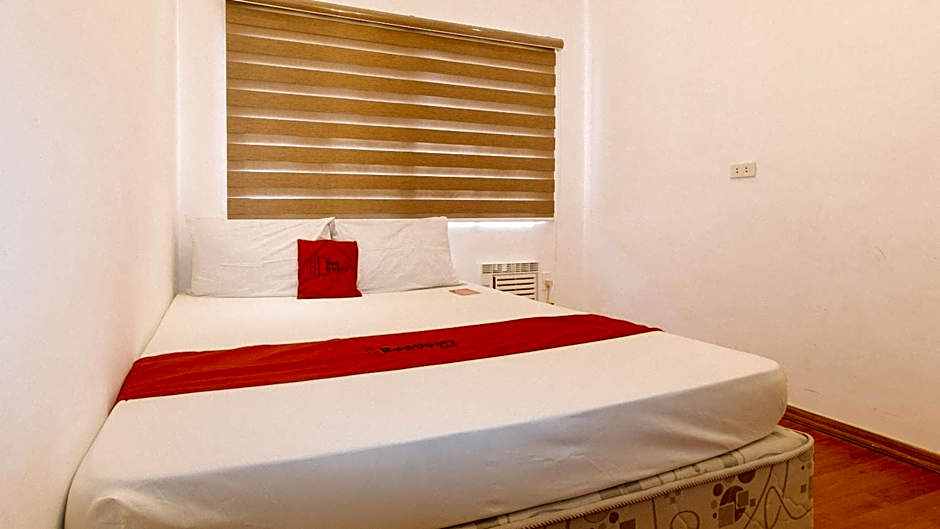 RedDoorz @ Sun Miles Condominium