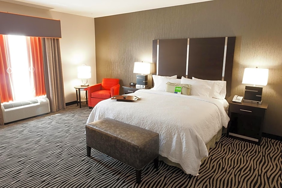 Hampton Inn and Suites Tulsa Central