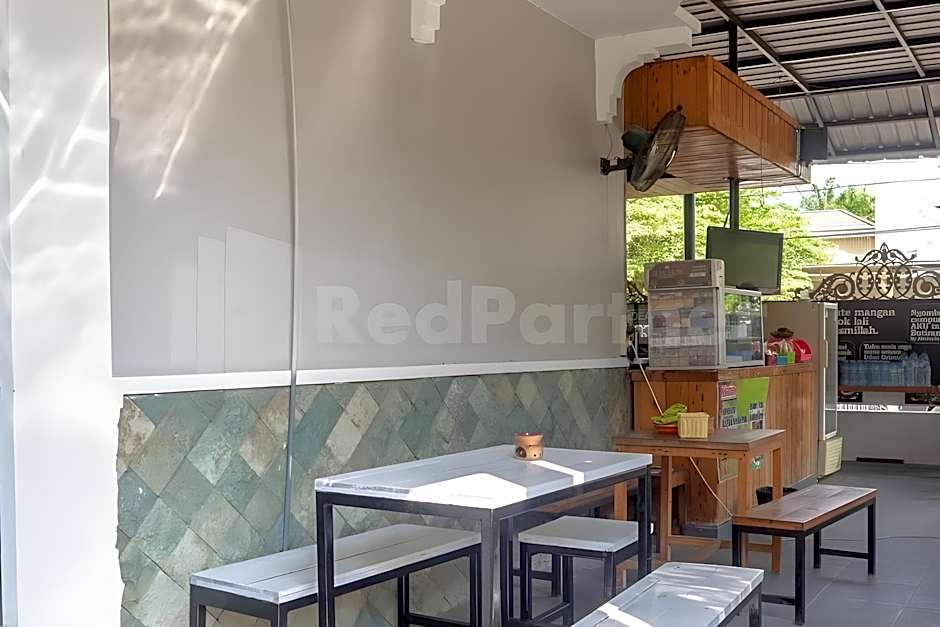 Tjahaja Baroe Syariah Mitra RedDoorz @ Dukuh Kupang