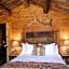 Elkhorn Cabins and Inn