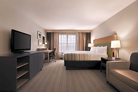 1 King Bed, Nonsmoking