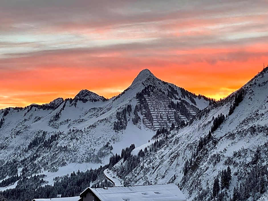 Hotel Lucia - 3 Sterne Superior