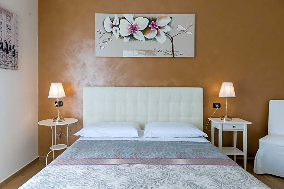Photo 1 of 50 of B&B Le City