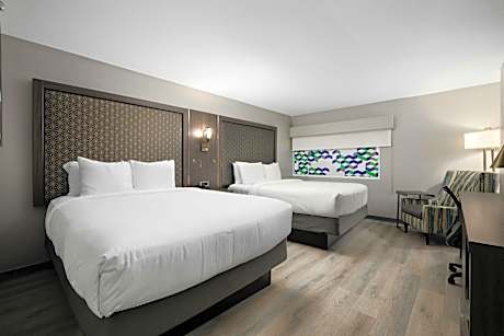 Queen Room with Two Queen Beds