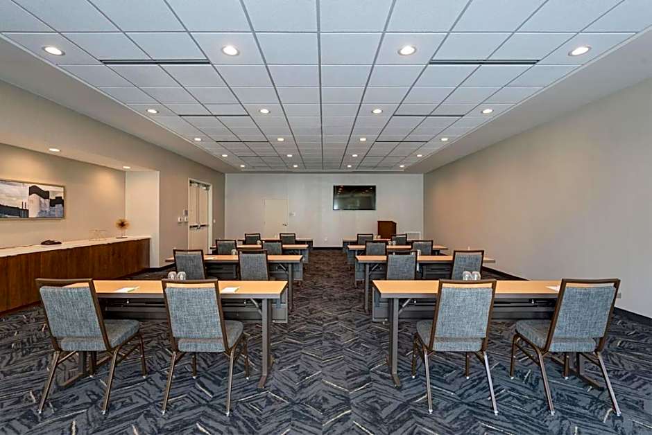 Courtyard by Marriott Houston Sugar Land/Lake Pointe