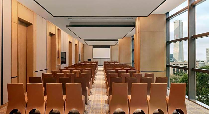 Courtyard by Marriott Shenzhen Bay