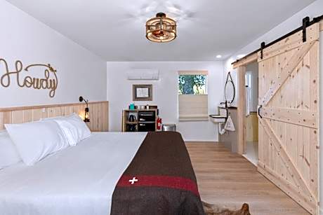 Standard King Room
