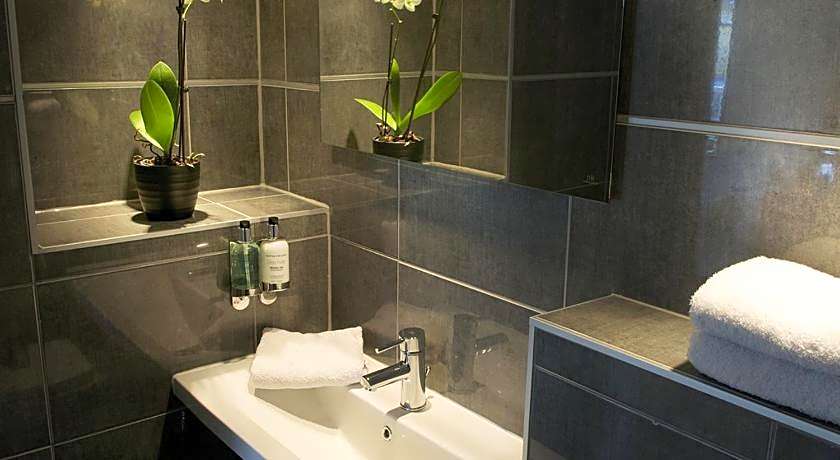Wild Garlic Rooms