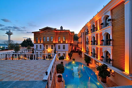 Seven Hills Palace & Spa