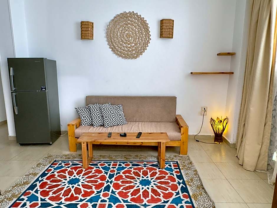 Apartment with roof top