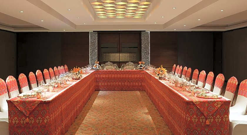Grand Mercure Vadodara Surya Palace