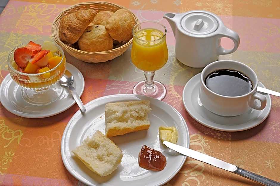 LOGIS Hôtel Le Moulin Des Gardelles