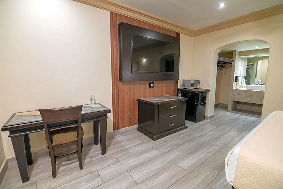 Hotel Siesta Real