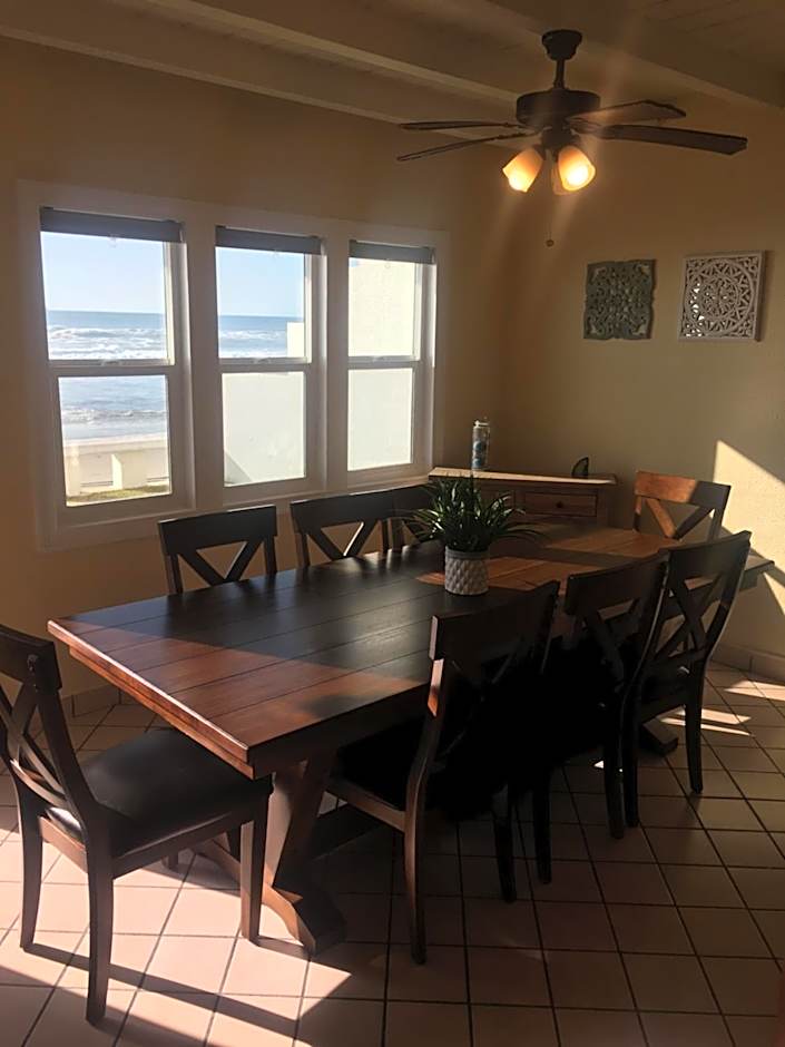 Quinta Pacifica Beachfront Villas