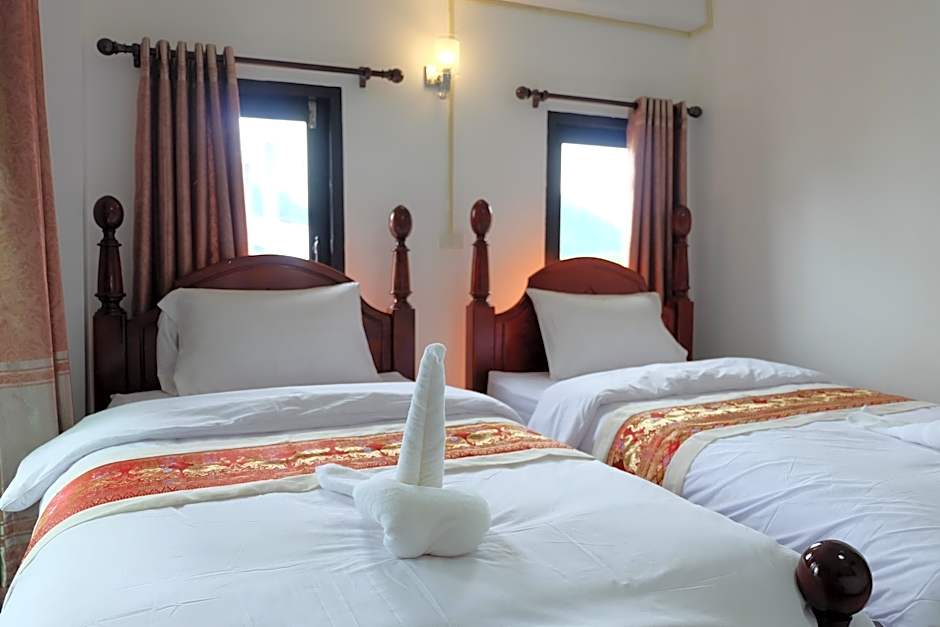 Grandview Riverside Hotel