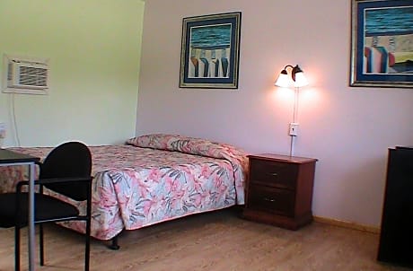 Signature Queen Room