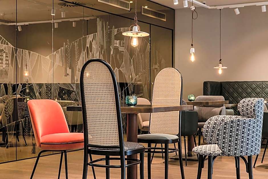 Motel One Linz-Hauptplatz