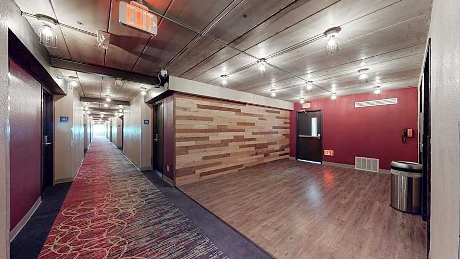 voco College Station Aggieland