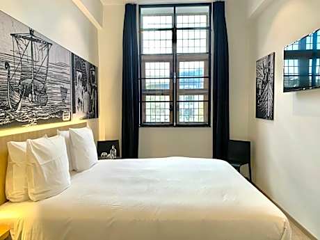 Standard Double Canal View