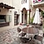 Hotel Casa Blanca